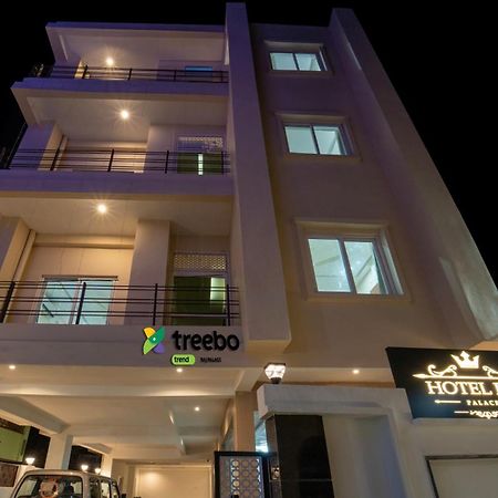 Treebo Raj Palace Váránaszi Kültér fotó